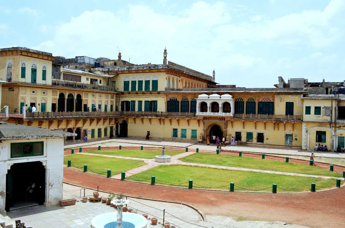 Cresentvilla-Ramnagar Fort